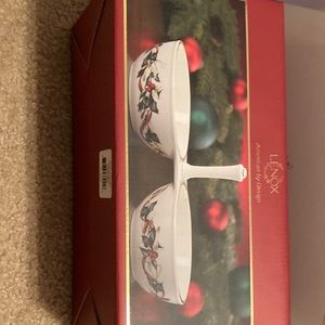 Condiment or candy server